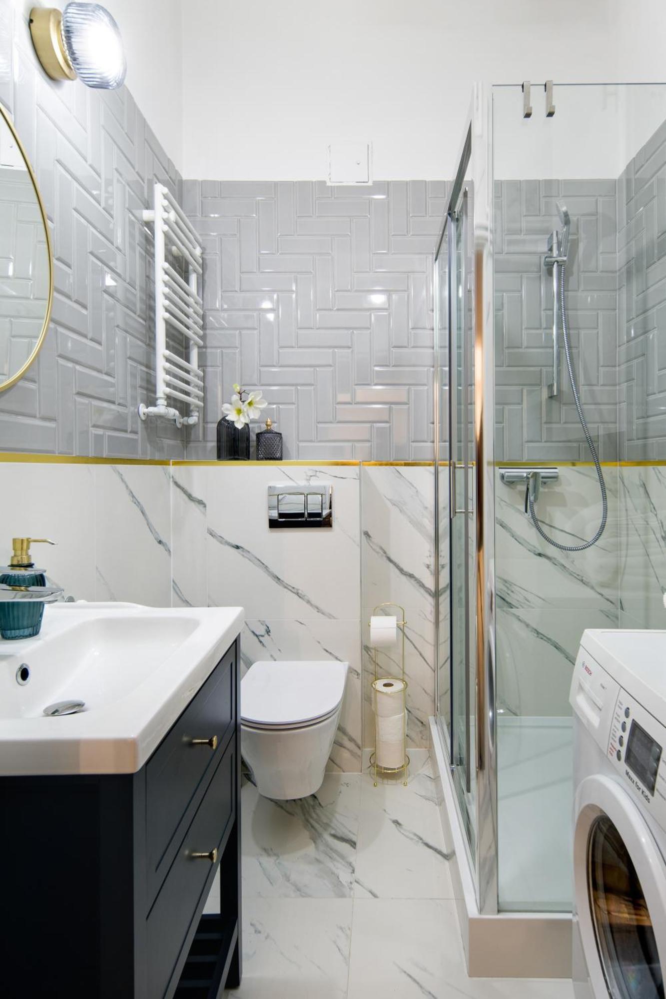 Wawelove Spacious 3 Bedroom 1 Min To Main Sq! Apartment