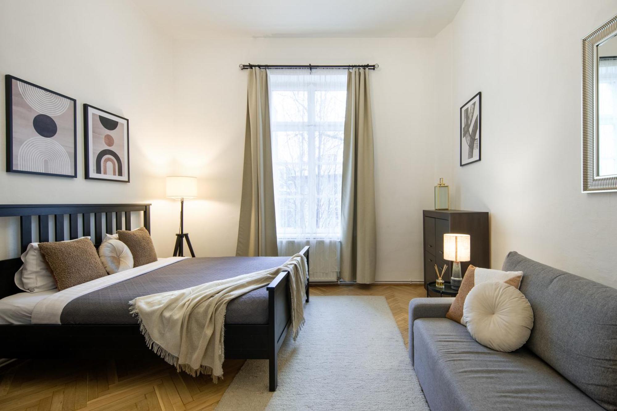 Apartment Wawelove Spacious 3 Bedroom 1 Min To Main Sq! *