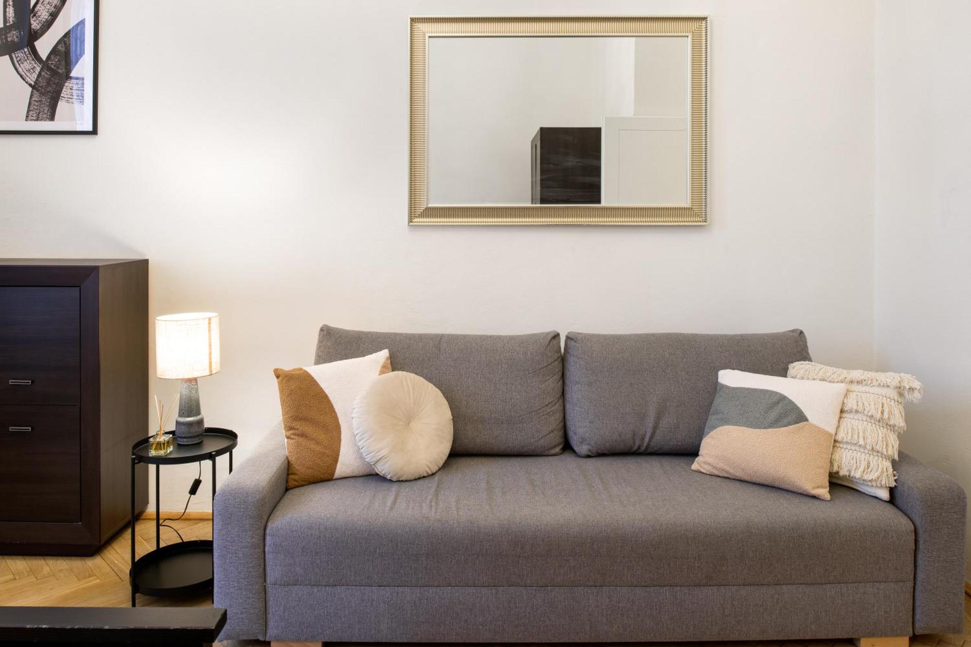 Apartment Wawelove Spacious 3 Bedroom 1 Min To Main Sq! Krakow